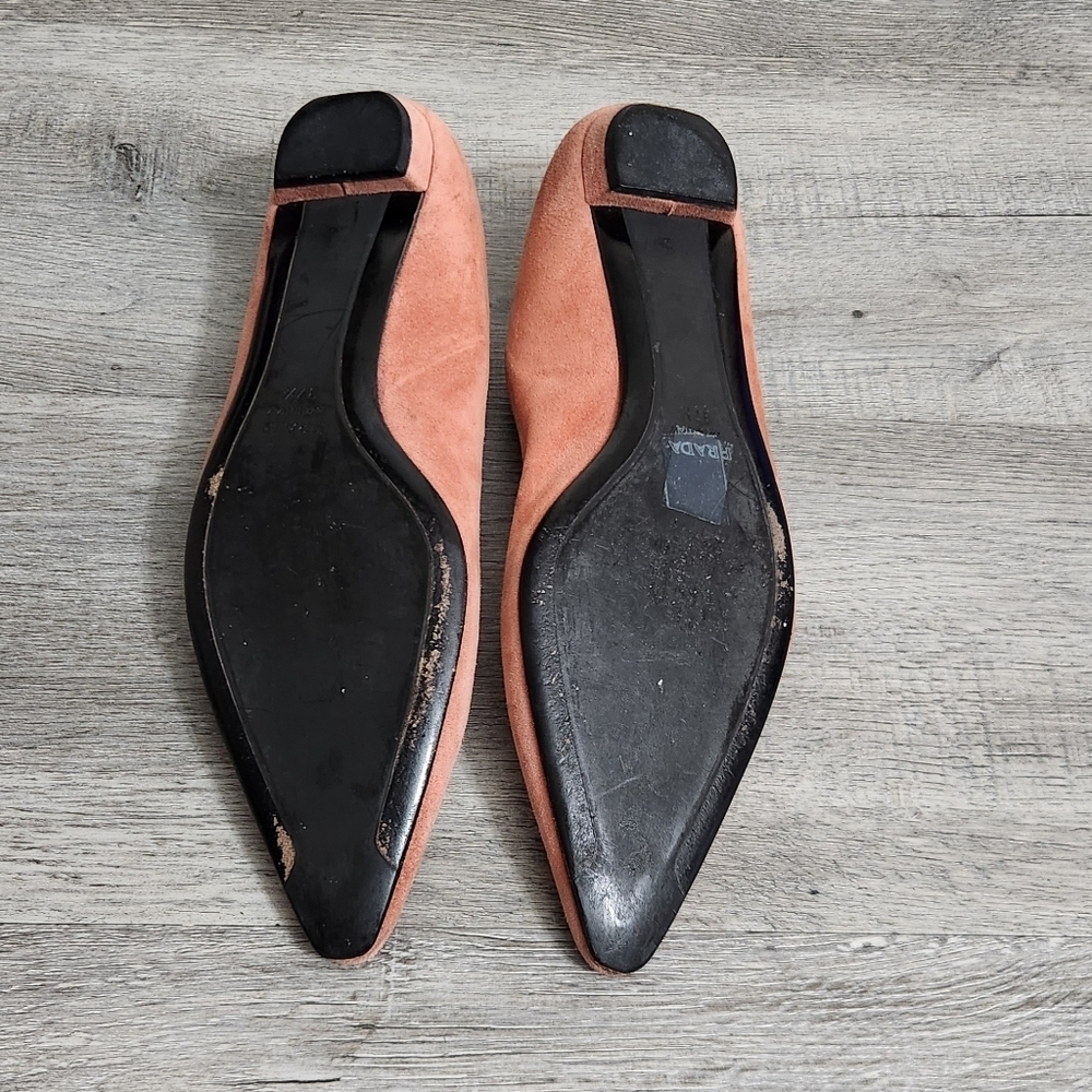 Vintage Prada Suede‎ PointyToe Flats - Picture 10 of 11